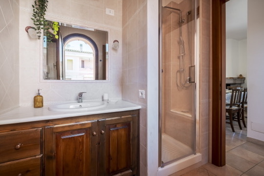 Villa Ornella — Bagno con doccia